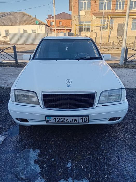 Продам Mercedes C180