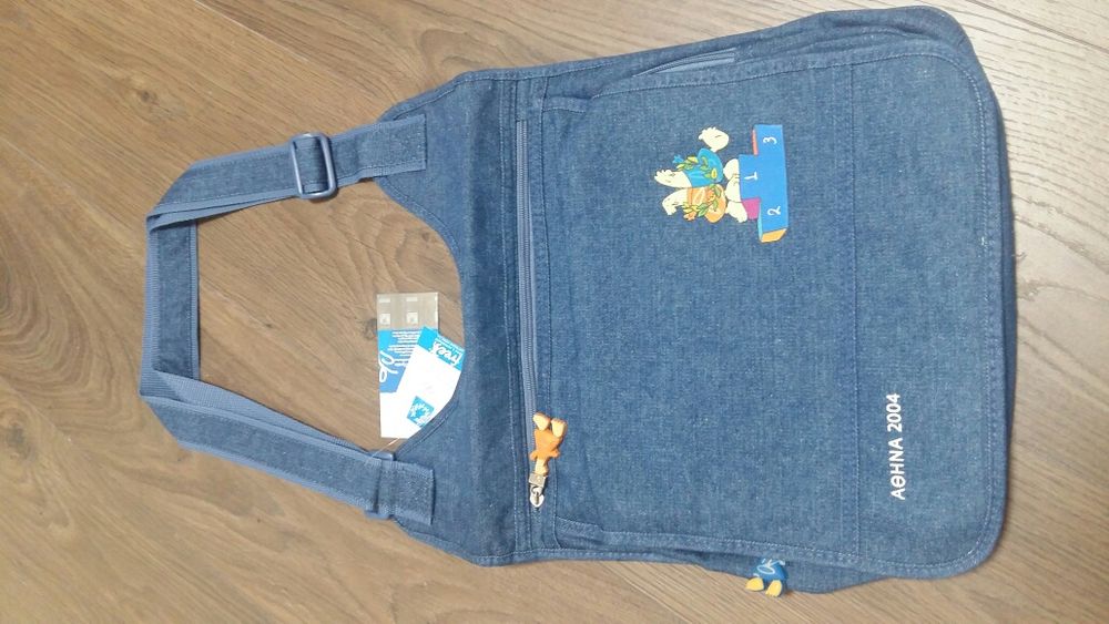 Дънкова чанта с човечета