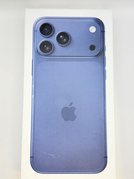 Iphone 17 Pro Max 256 GB Deep Blue