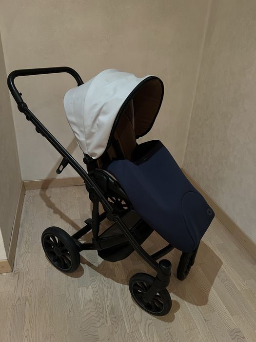 Продам коляску Anex M