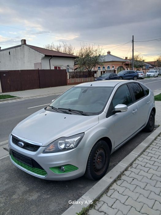 Ford focus 2 facelift anul 2008  2.0 benzină 145cp titanium sport
