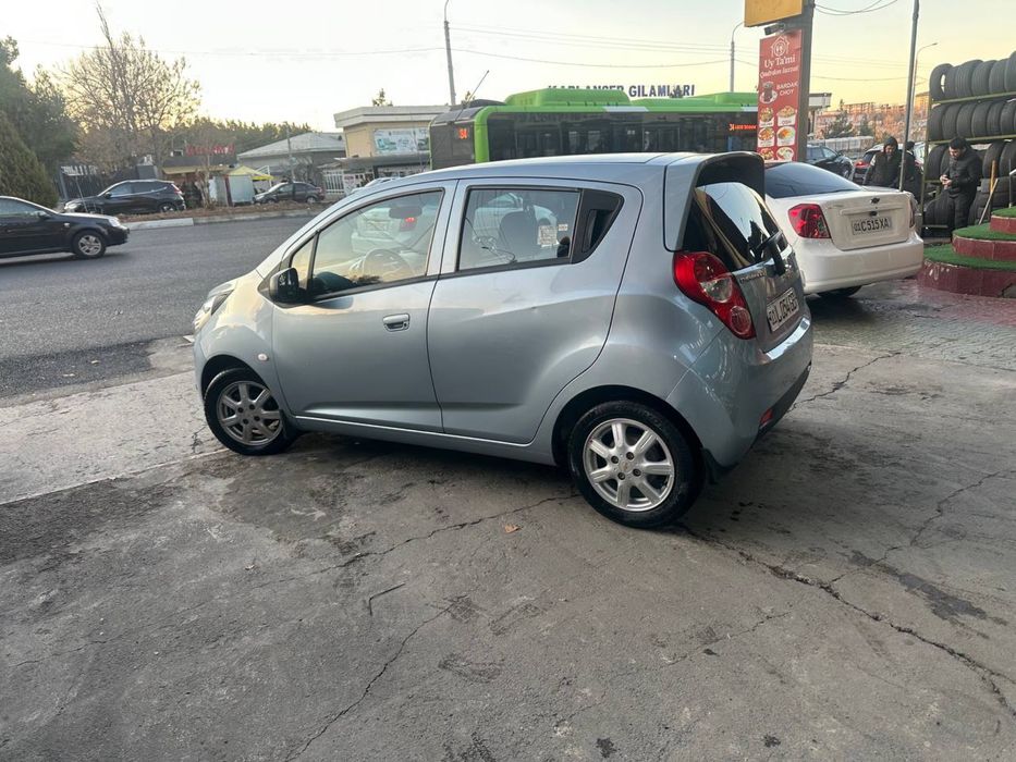 Mazza qip xaydaladigan moshina