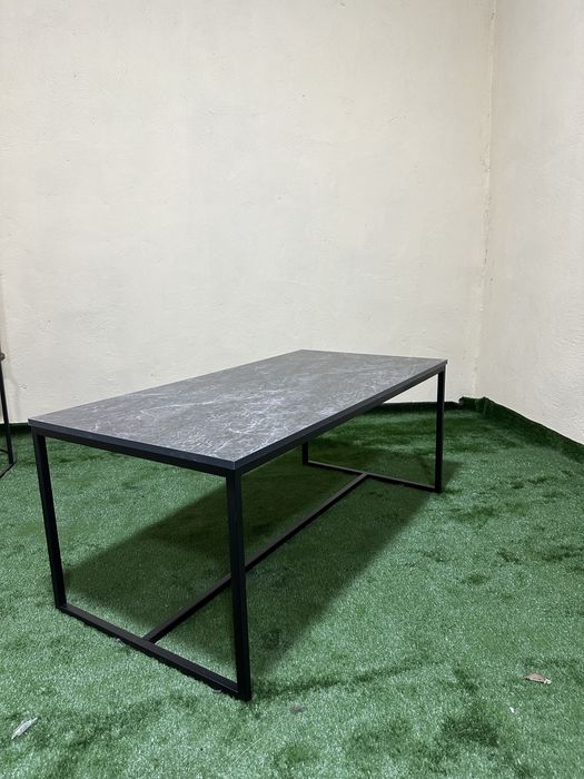 Журналний столик в стиле лофт