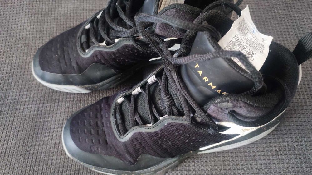 Детски обувки за баскетбол TARMAK, номер 37