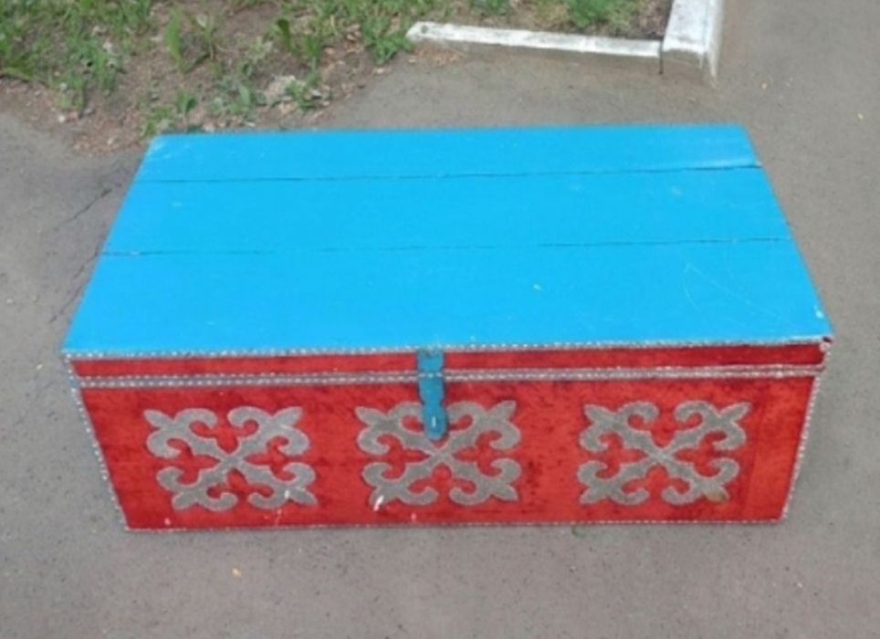 Продам сундук ручной работы