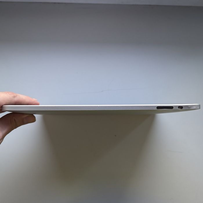 iPad 64 gb Первого поколения