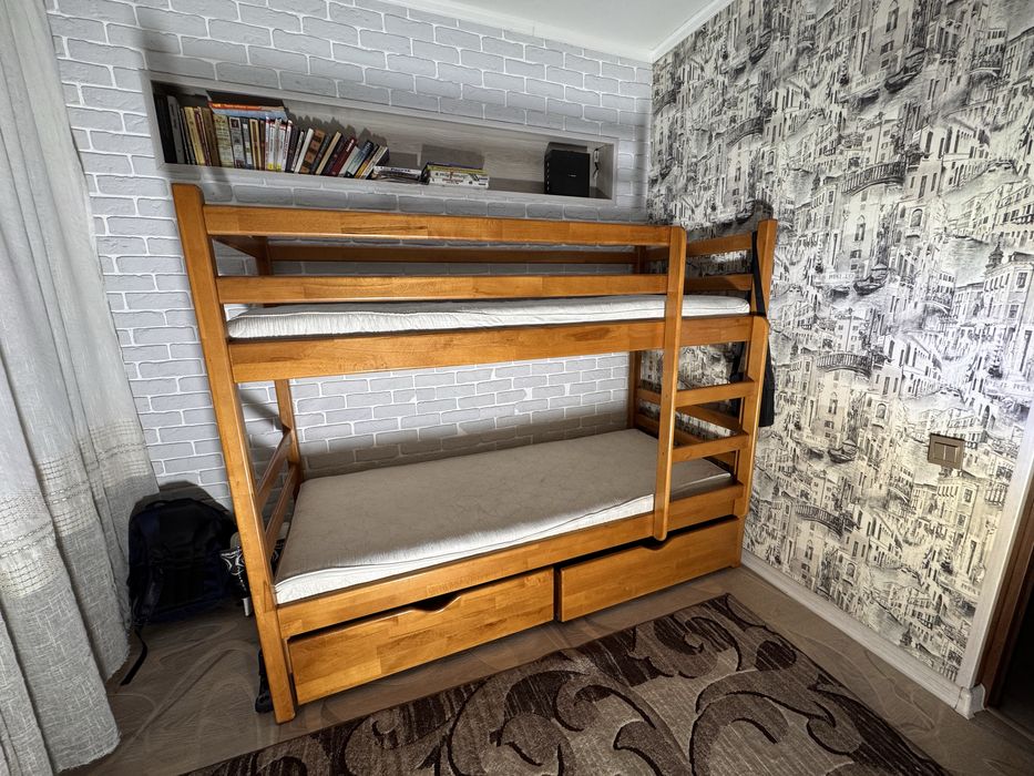 Продам 2 ярусную кровать