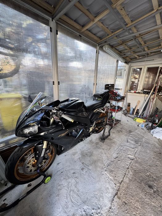 Vand schimb Yamaha r1 2005