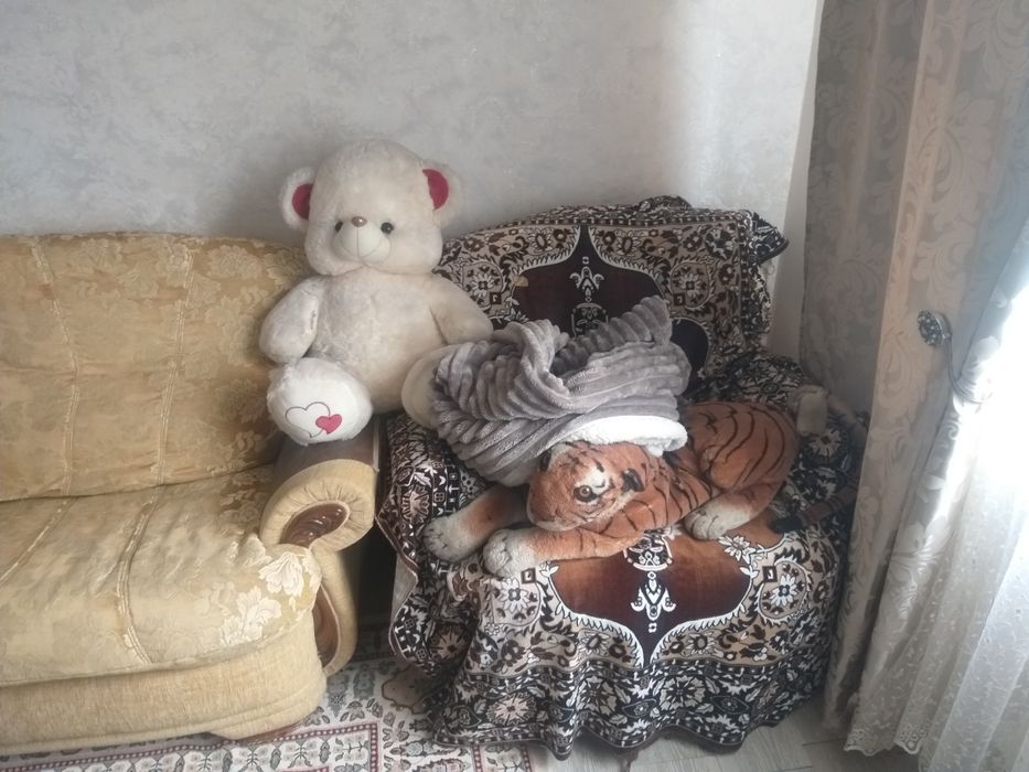 Диван продам срочно!!!  САМОВЫВОЗ!