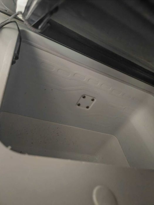 Lada frigorifica auto 38l a costat noua 2400 lei Dometic hybrid CK 40D 12V la 220V congeleaza la -15°C la +10°C fac schimburi cu diverse