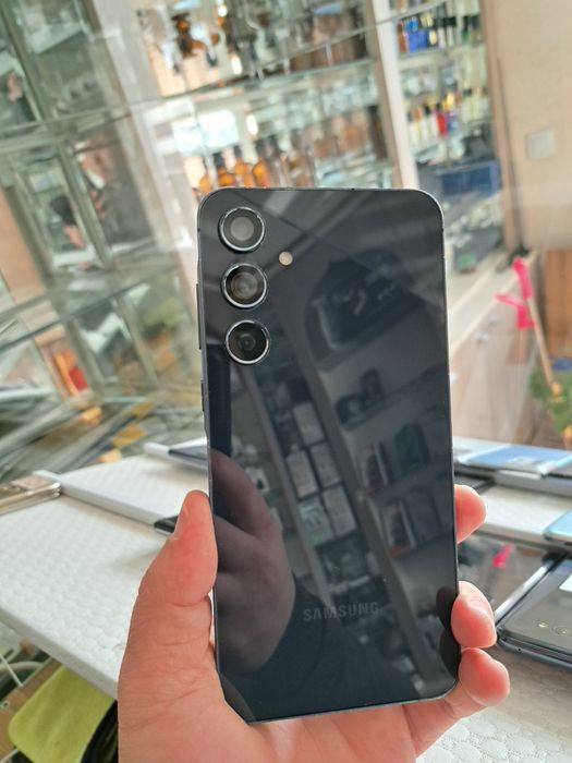 Samsung A55 xotirasi 8/256GB