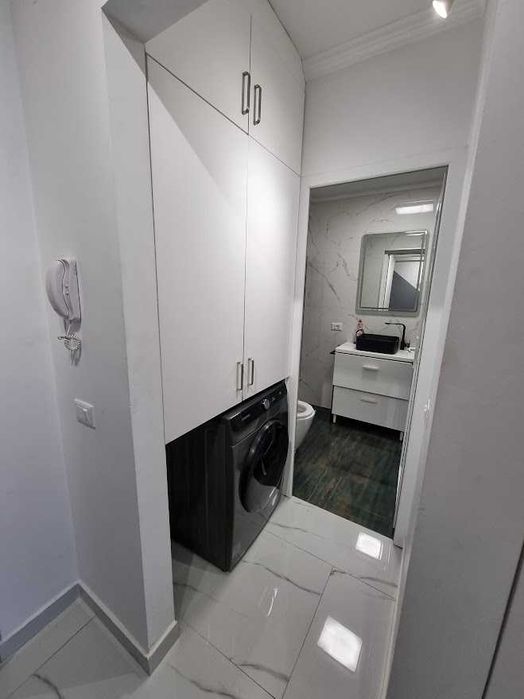 Apartament de inchiriat - 2 camere - central - etaj 3