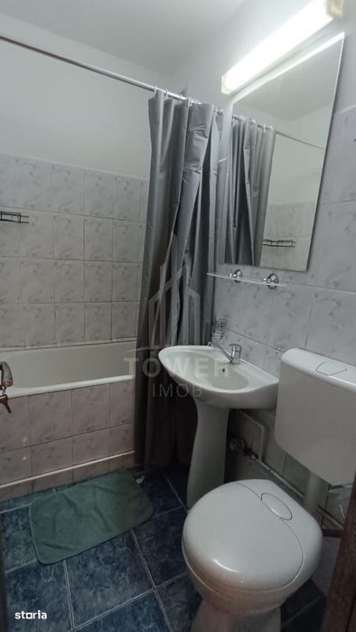 Apartament cu trei camere in zona Fratii Buzesti