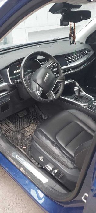Продается автомобиль HAVAL H6