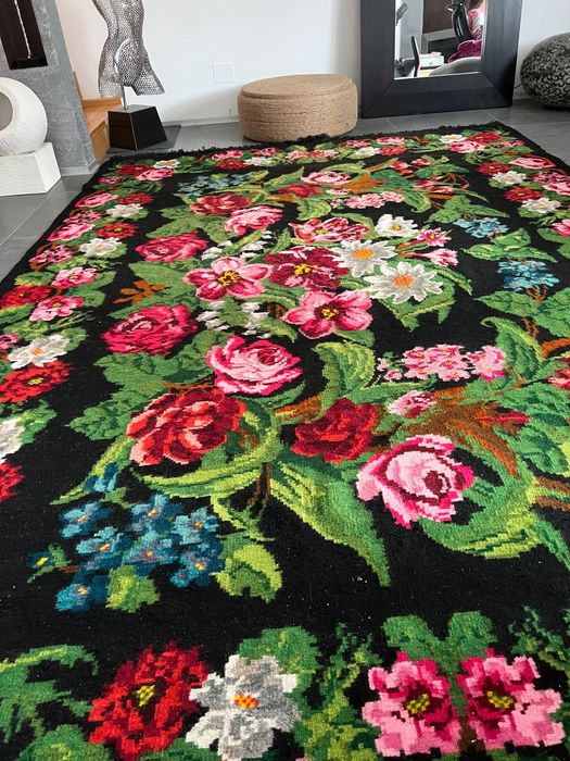 Vand covor moldovenesc.