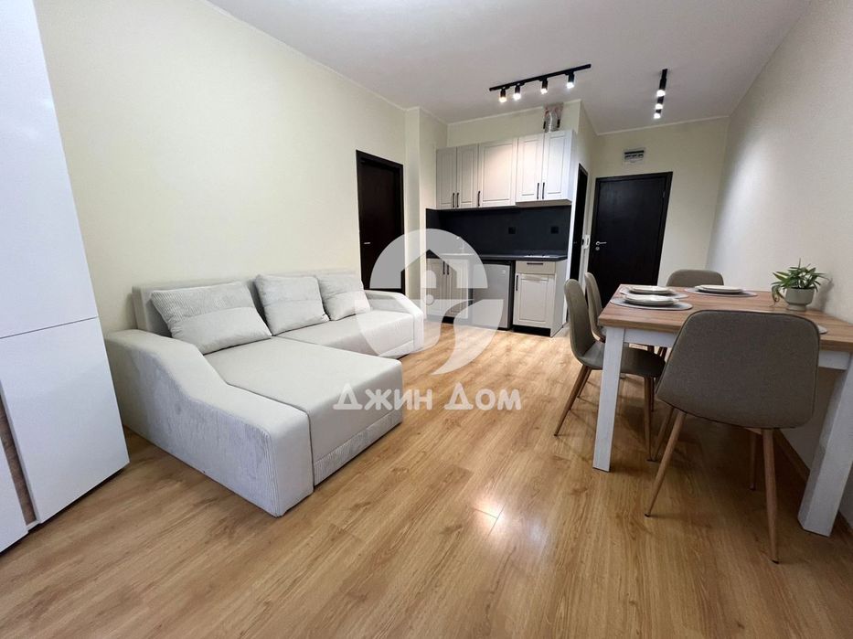 Продава се Двустаен апартамент в Свети Влас - 72 кв.м за 702 €/кв.м - Снимка #2