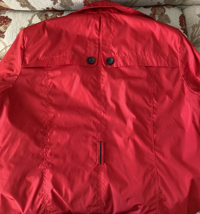 Продам женский плащ