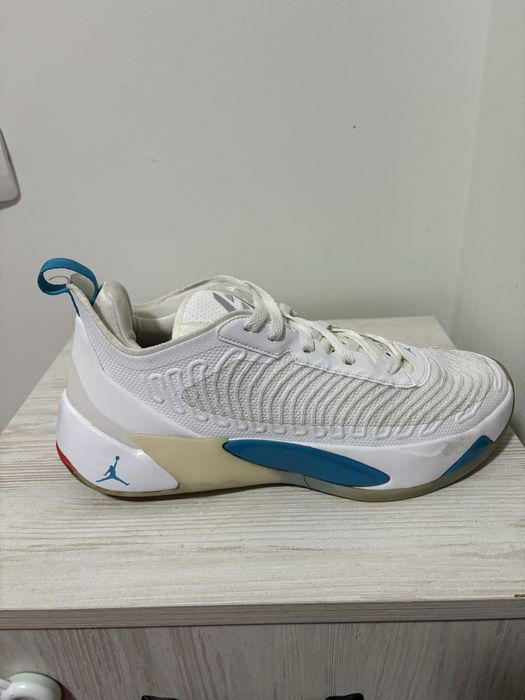 Маратонки Jordan Luka 1