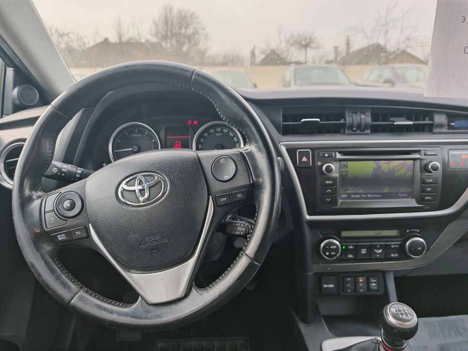 Toyota Auris 1.3 benzina 2013