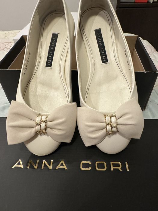 Balerini albi din piele - Anna Cori