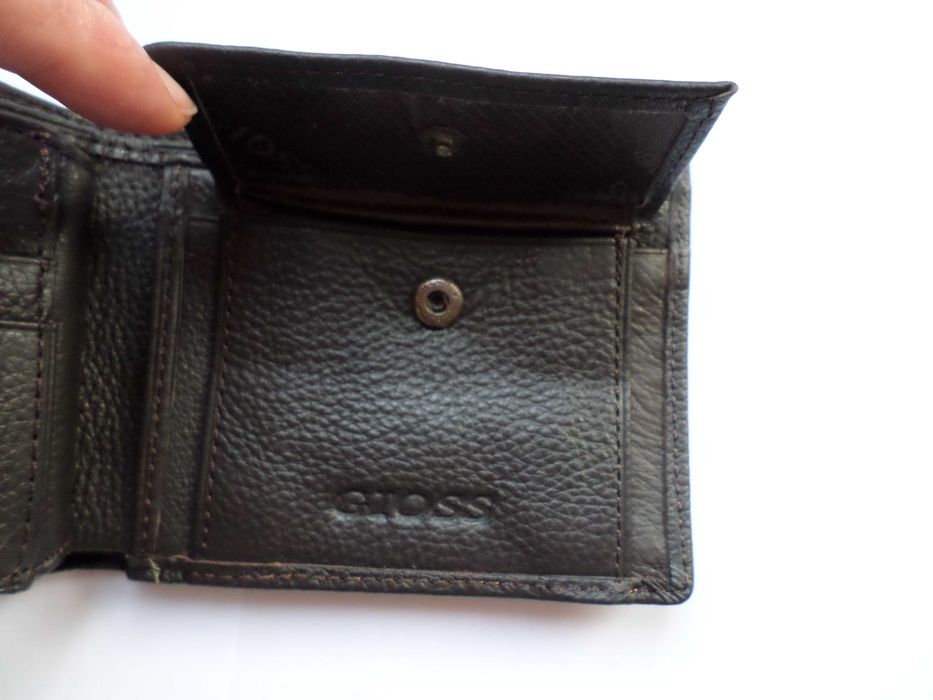 Ново  портмоне от естествена кожа, кафяво