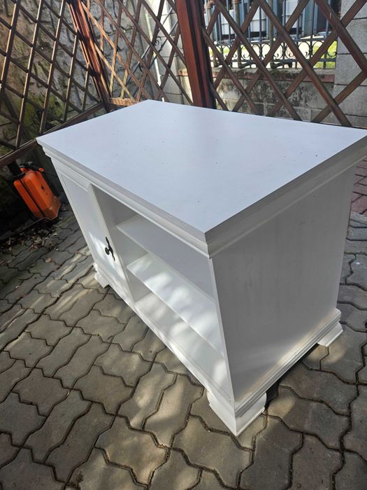 Comodă TV Mobexpert albă – stare foarte bună