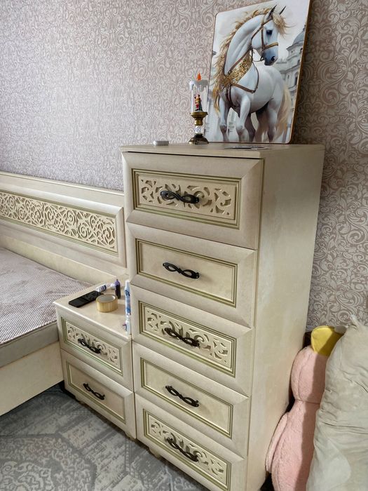 Спальный гарнитур