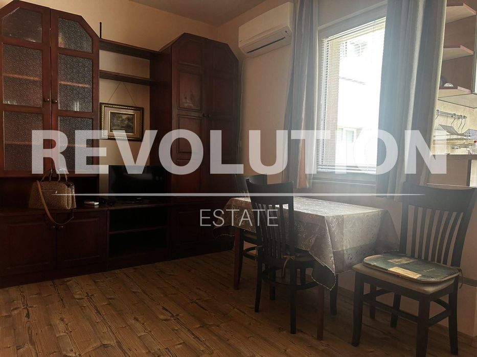 Дава се под наем Едностаен апартамент в Пловдив, Кючук Париж - 37 кв.м за 250 € - Снимка #1