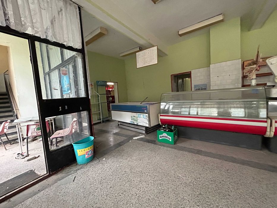 Продава се Промишлена сграда в с. Оброчище, Област Добрич - 1501 кв.м за 167 €/кв.м - Снимка #4