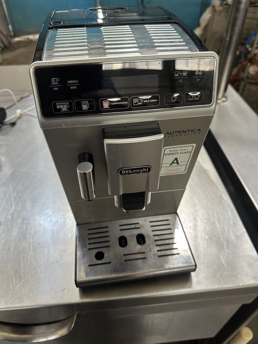 Каферобот Delonghi Autentica
