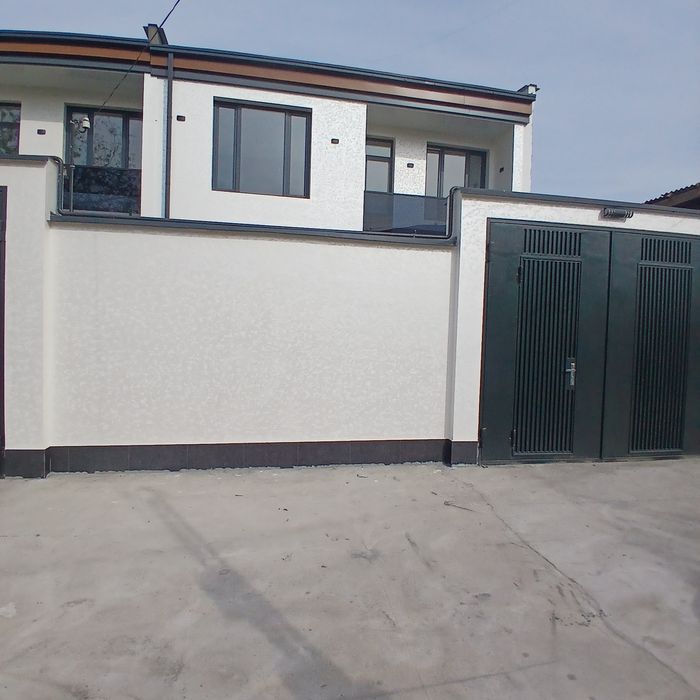 За Мустангом 5 комн 1,5 сотки