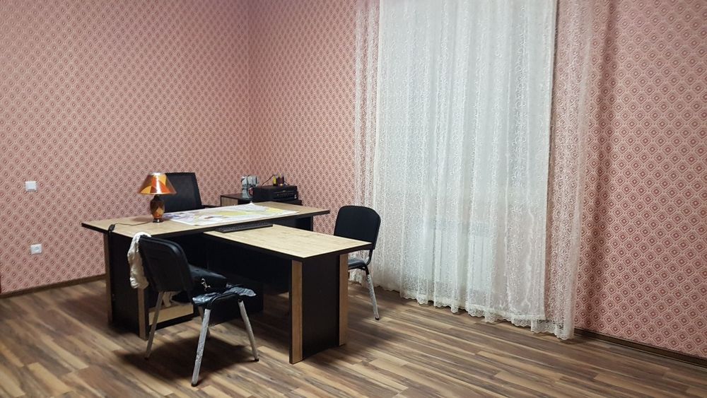 Мебель, офисная, цвет орех, бежевый,