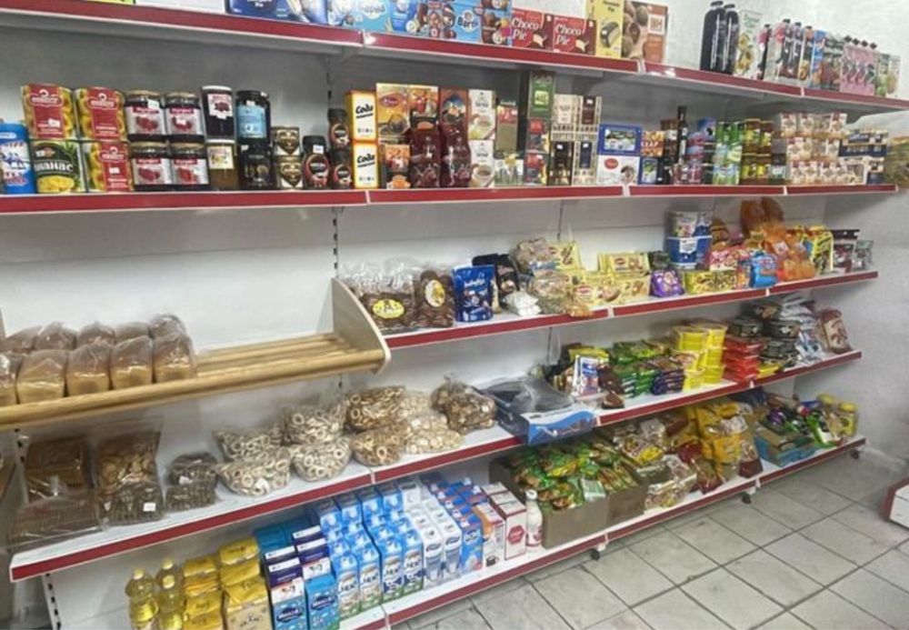 Стеллаж для магазина