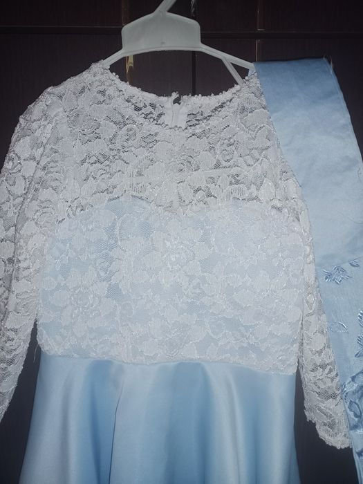 Нарядные платья на девочку