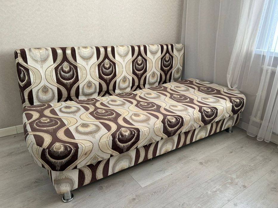 Продам диван б/у