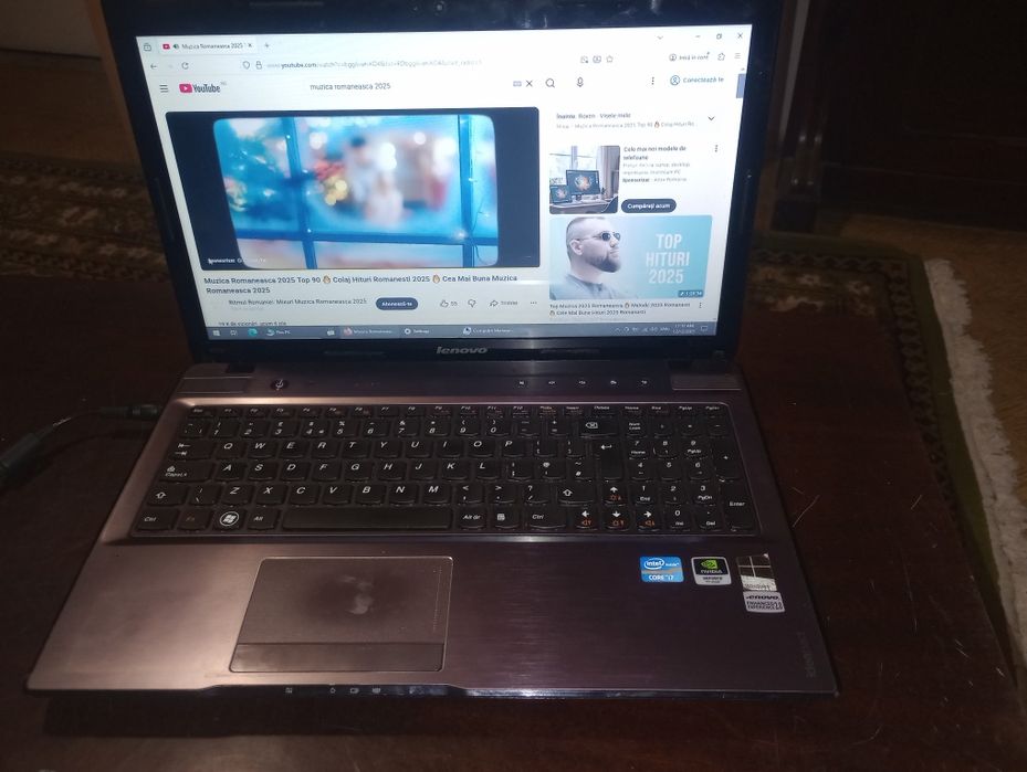 Lenovo Ideapad, Intel i7, video dedicat, 8 gb ram, Office instalat