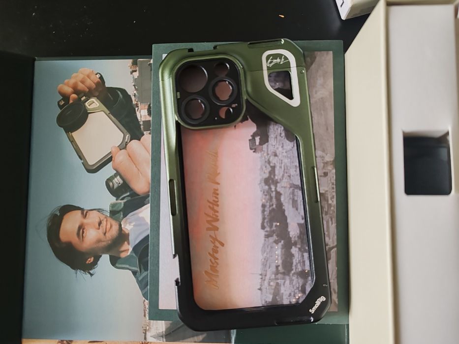 SmallRig x Brandon Li Mobile Video Kit pentru iPhone 15 Pro Max Carcas