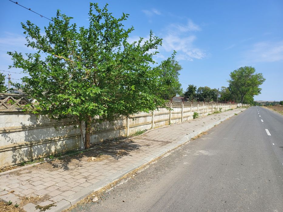 Vanzare teren intravilan