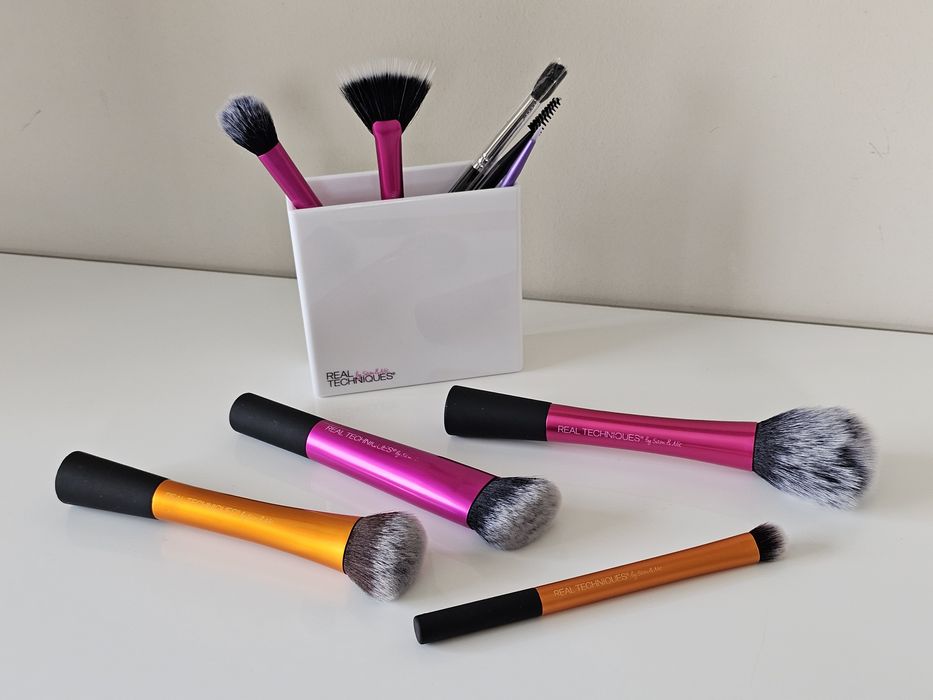 Комплект четки за грим Real Techniques + Lollipop Cosmetics + NYX