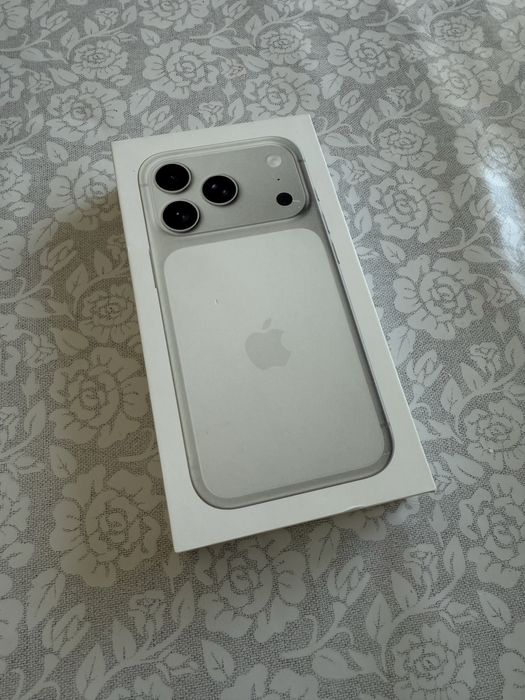 Iphone 17 pro, с гарантией