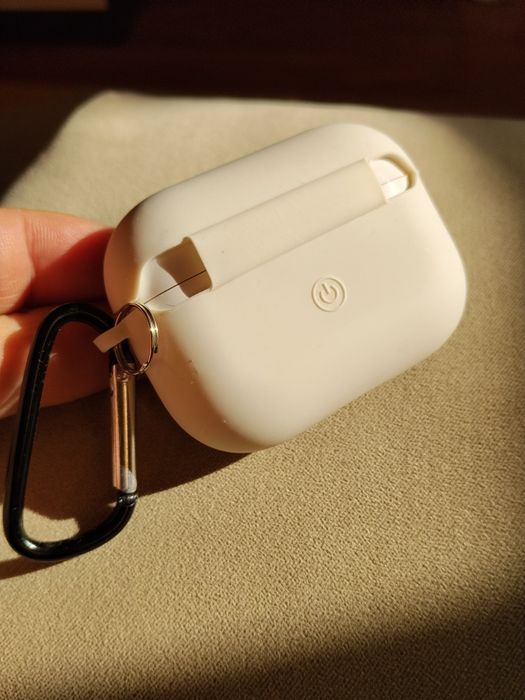 Кутия от Слушалки AirPods