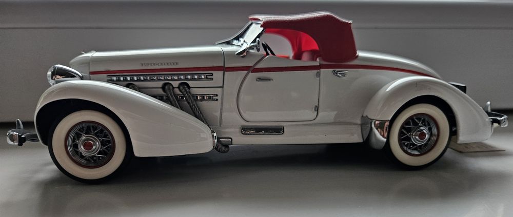 Franklin mint Auburn 851 scara 1/24