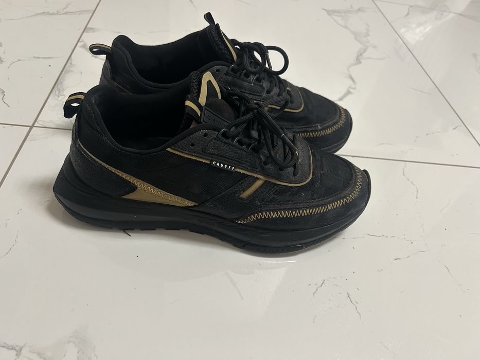 Маратонки Cruyff