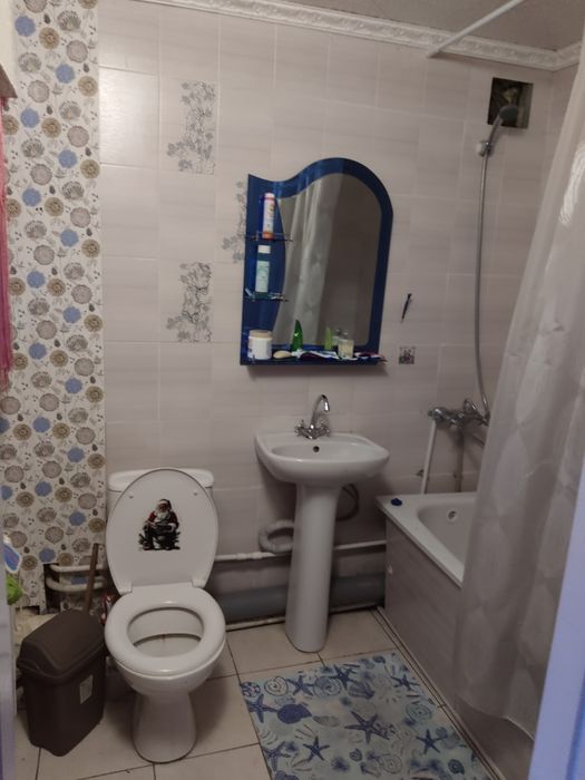Продам квартиру , в центре села