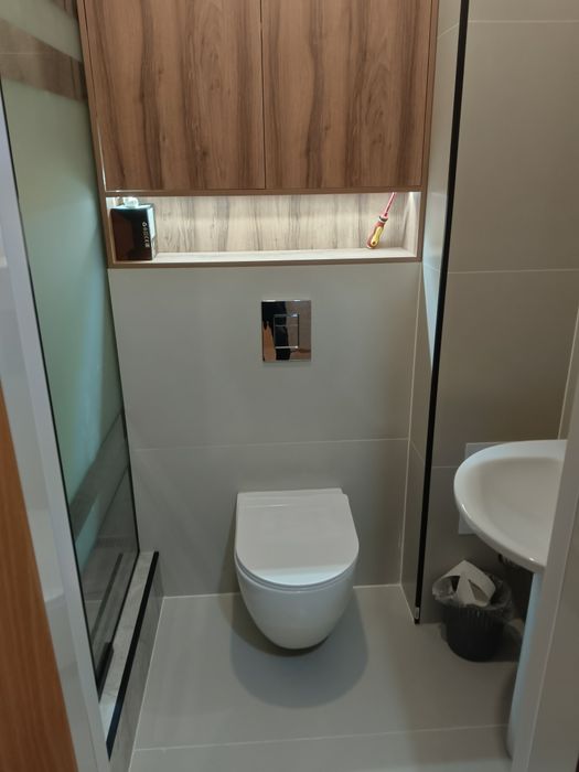 Плиточник керомогранит