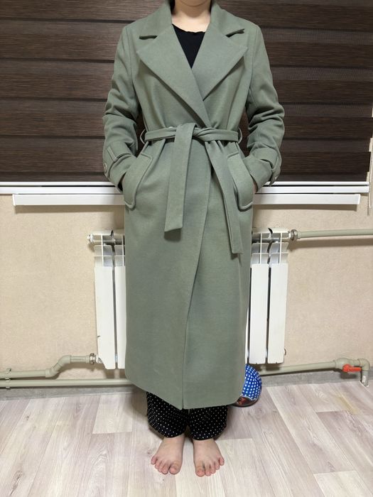 Куртки пальто новые вещи