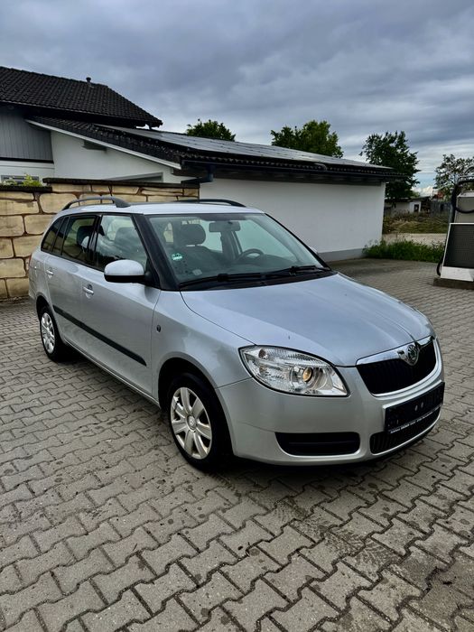 SKODA Fabia 2009 — imagine 2