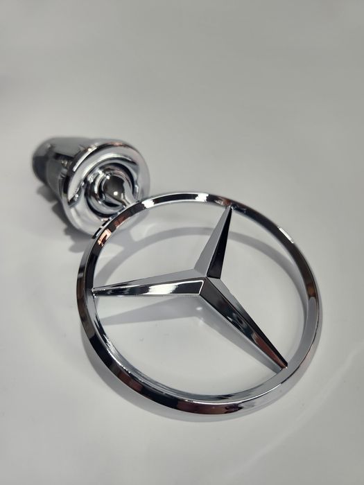 Sigla mercedes emblema stema mercedes capota