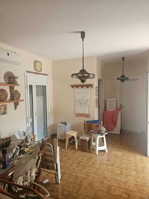 Къща с дворно място в Аспровалта, Гърция