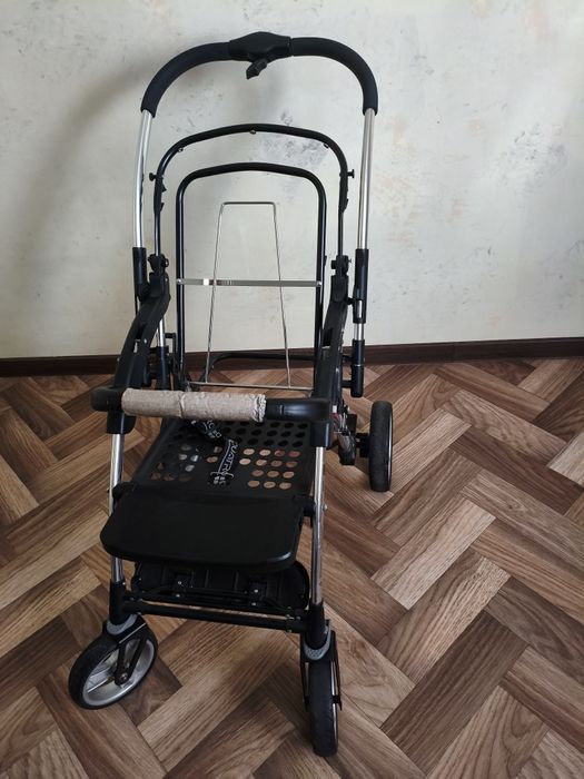 Продам детскую коляску Quatro Monza